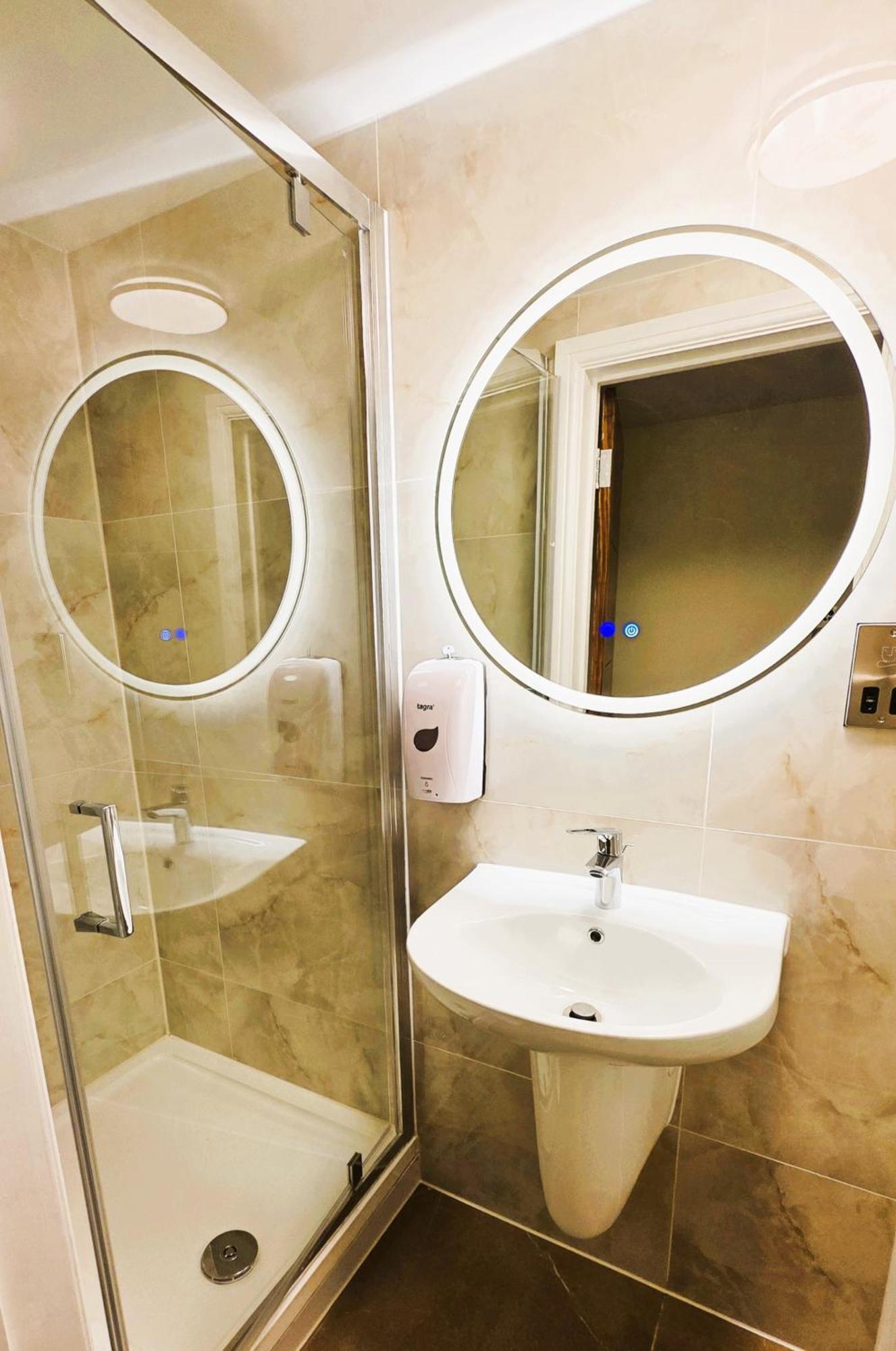 Carlton Hotel Уэймут Экстерьер фото